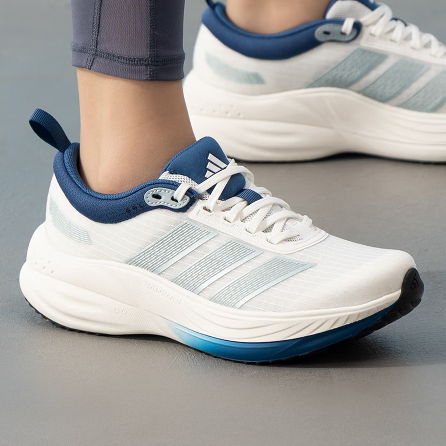 adidas CUSHION HALO running sh - đánh giá và giá Women'S Accessories Adidas