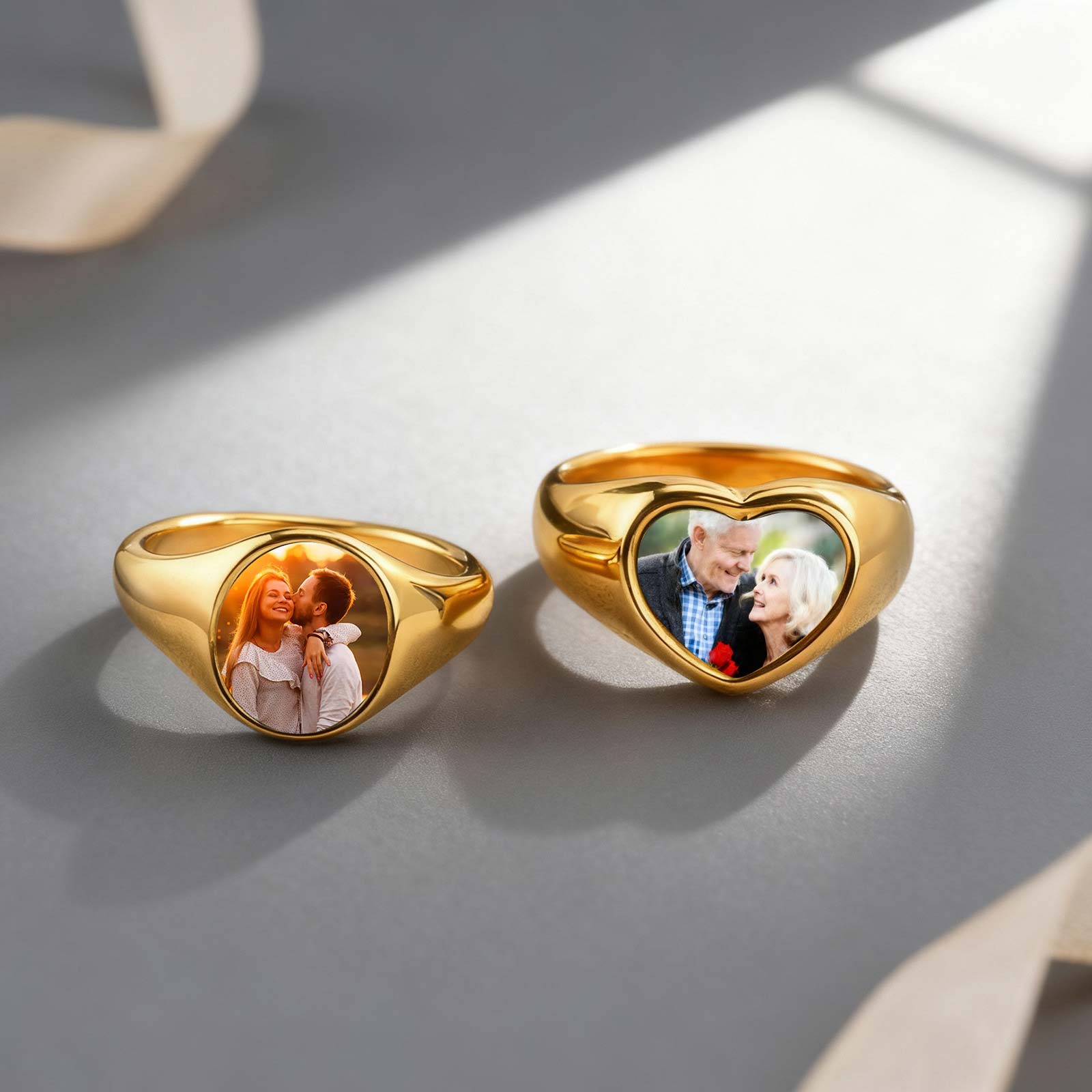 Custom Photo Signet Ring for W - đánh giá và giá Women Accessories Logo