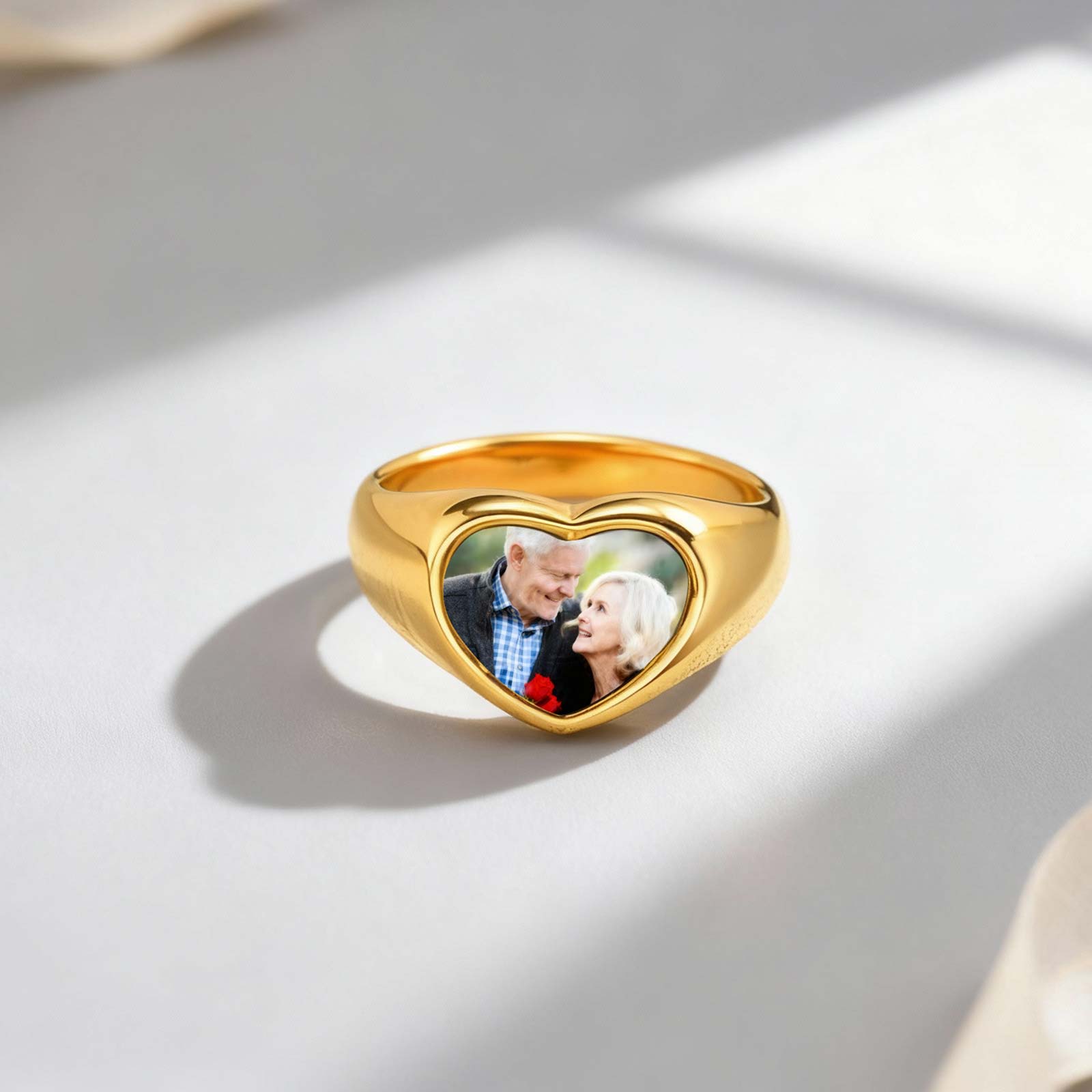 Custom Photo Signet Ring for W - đánh giá và giá Women Accessories Logo