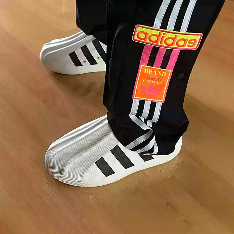 Adidas Tricolor adiFOM SUPERST - đánh giá và giá Women'S Accessories Adidas