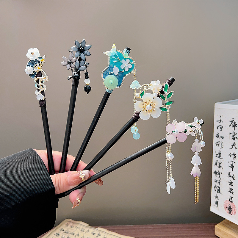 Classic Tassel Hair Stick Blac - đánh giá và giá Pearl Hair Pin